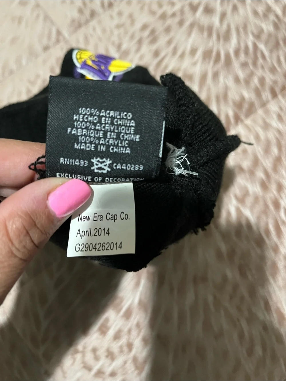 New Era Los Angeles Lakers Black Purple Yellow Pom Beanie